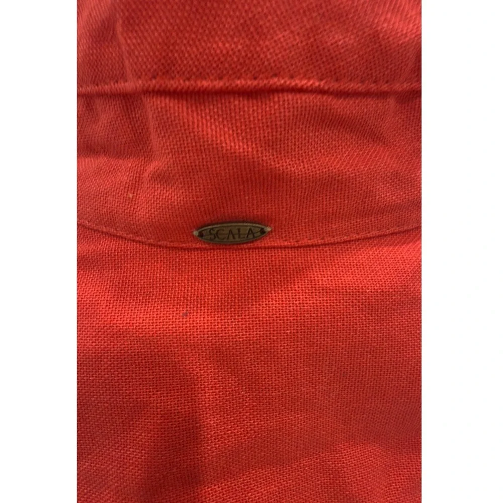 Scala collezione red